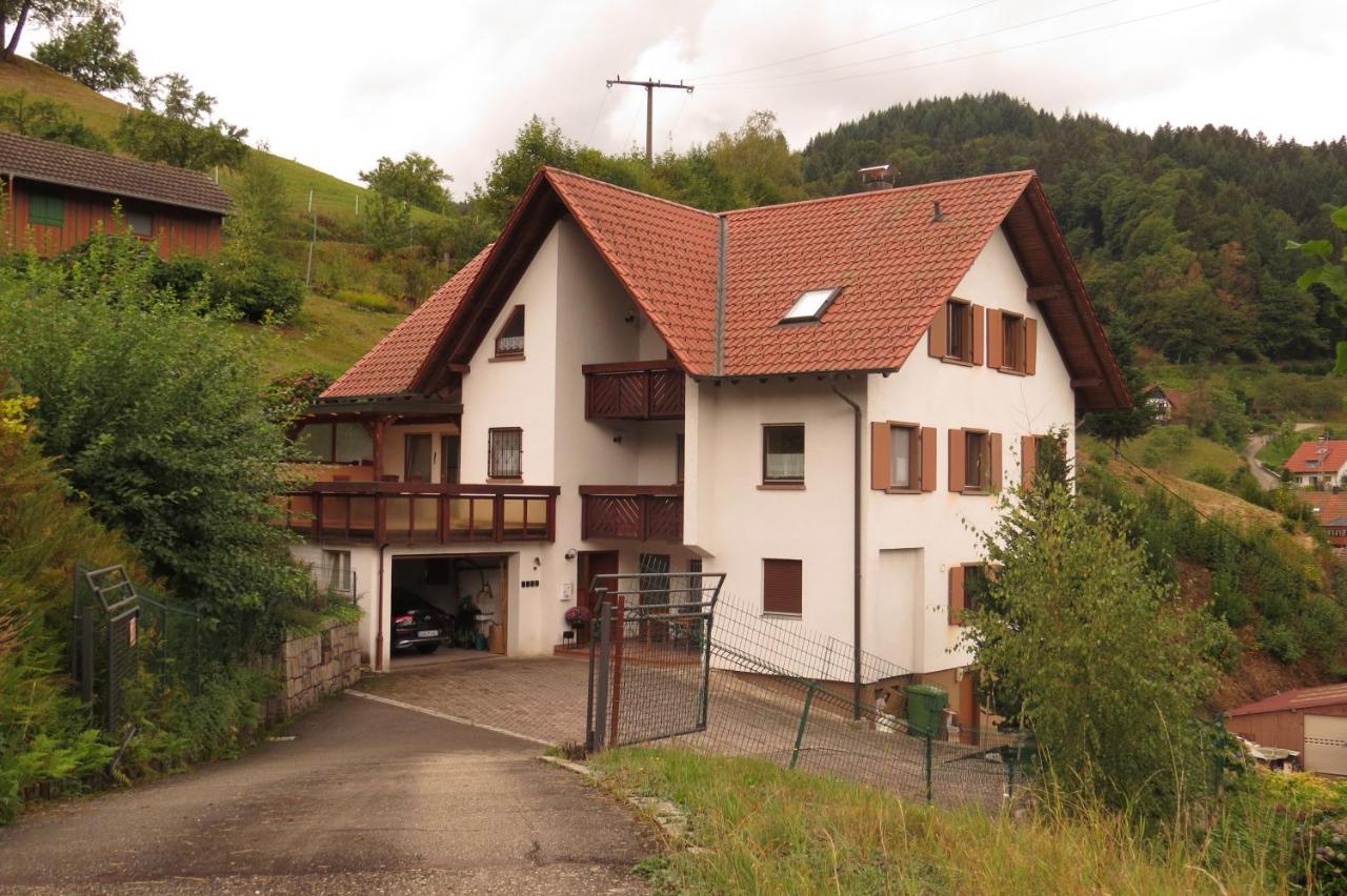 Einzigartiges Apartment, Mitten In Der Natur Ottenhofen im Schwarzwald Exterior photo